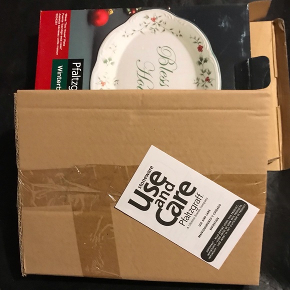 Pfaltzgraff Winterberry Bless This House Plate - Picture 4 of 5